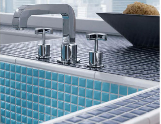شیشه های موزاییکی 6 میلی متری سیرامیکی آبی آسمان سفید 300x300 میلی متری