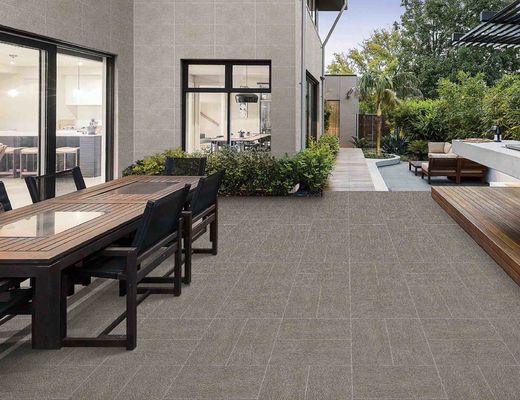 کاشی های کف کوارتز پرسلان 600x600 میلی متری ضد لغزش فضای باز ضخامت 15 میلی متری