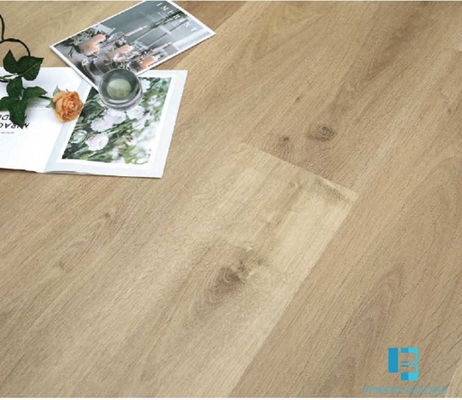 Oak Wooden LVT SPC Flooring Lvp Click System for Interior حمام آشپزخانه